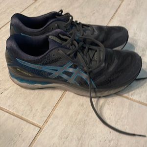 ASICS Gel Nimbus 23 in size 12.